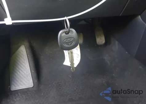 2022 Toyota Corolla L из США, поврежденный, VIN 5YFDPMAE0NP323055